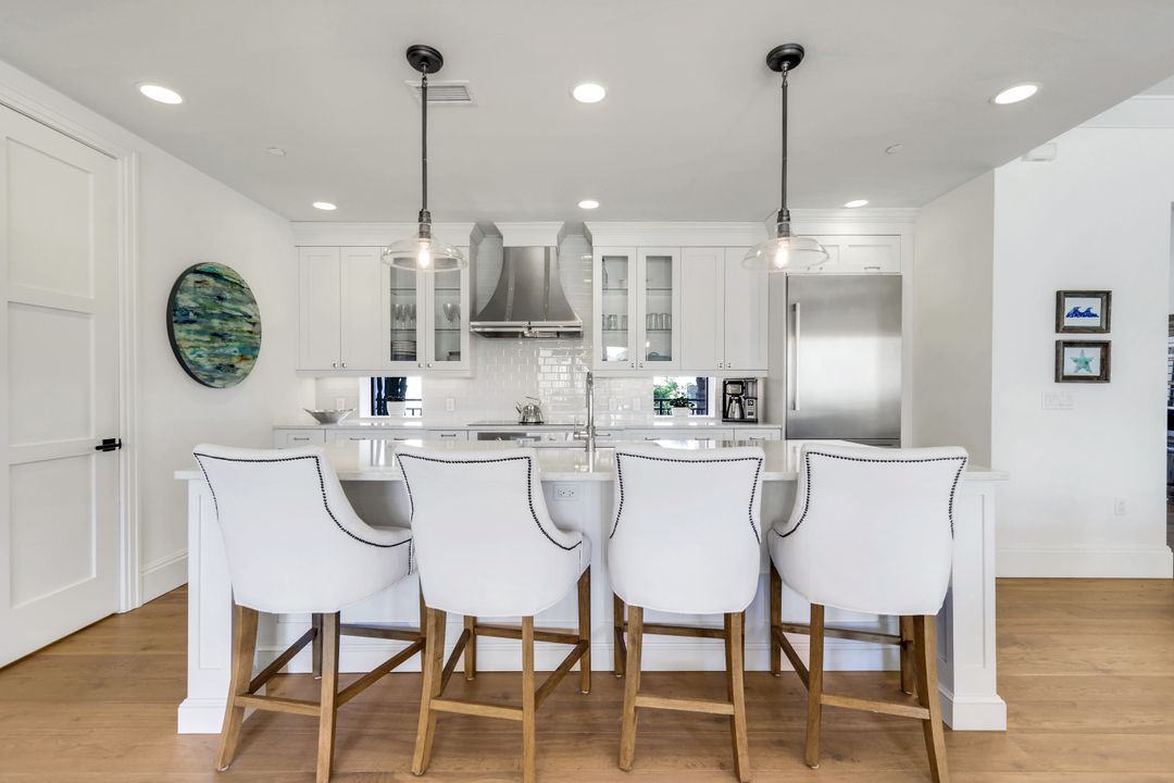 1035 3rd Ave S #310, Naples, FL 34102