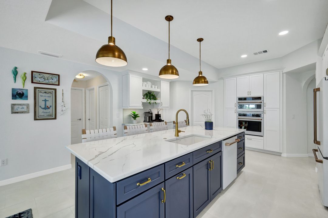 2310 SW 43rd Terrace, Cape Coral, FL 33914