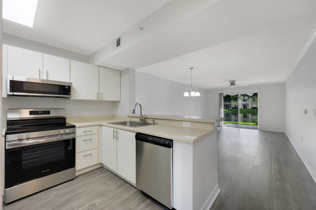8298 Key Royal Ln #415, Naples, FL 34119