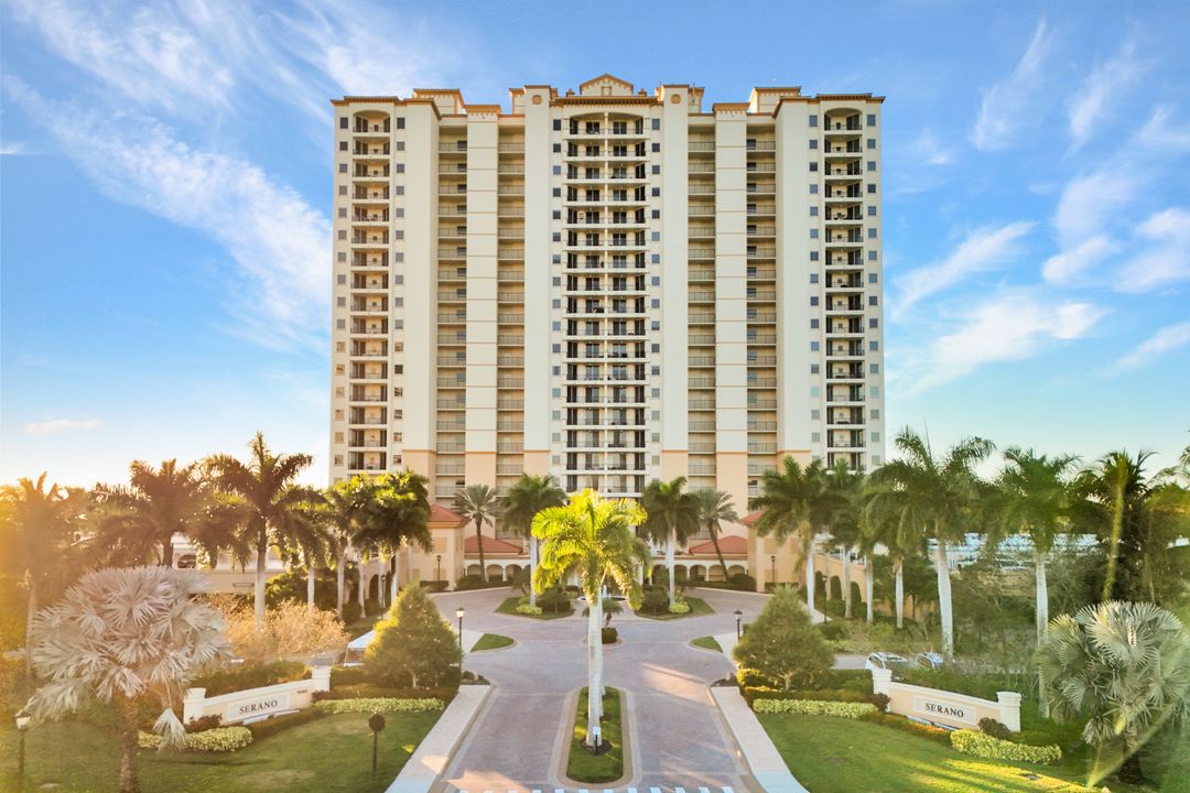 1065 Borghese Ln #304, Naples, FL 34114