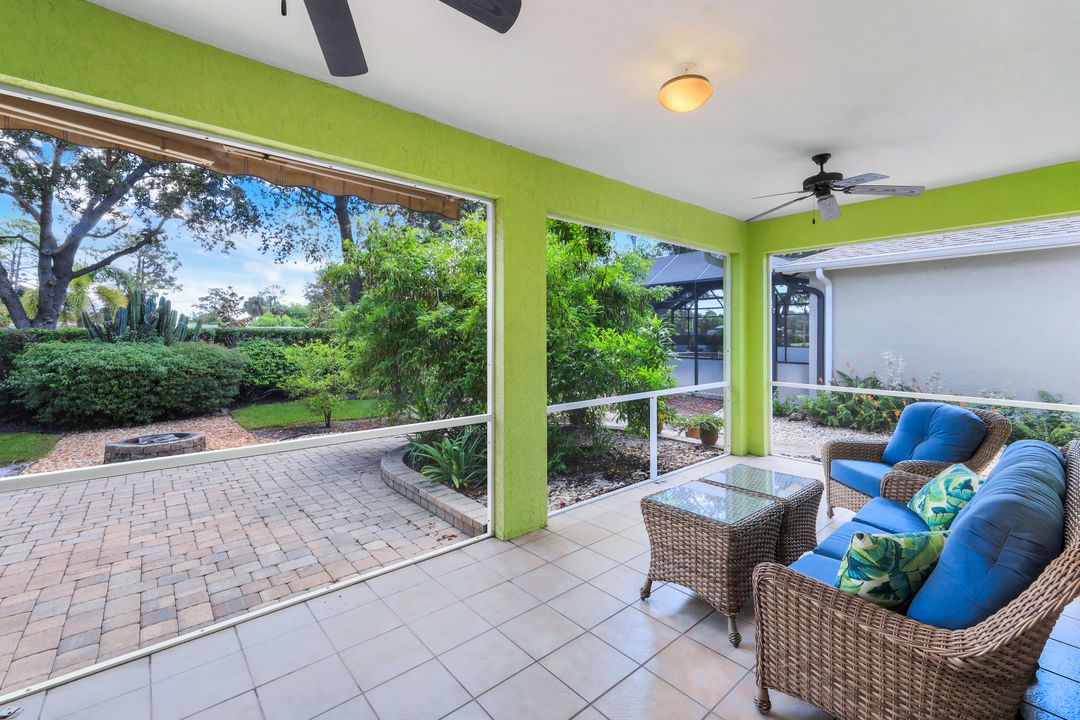200 Stanhope Cir, Naples, FL 34104