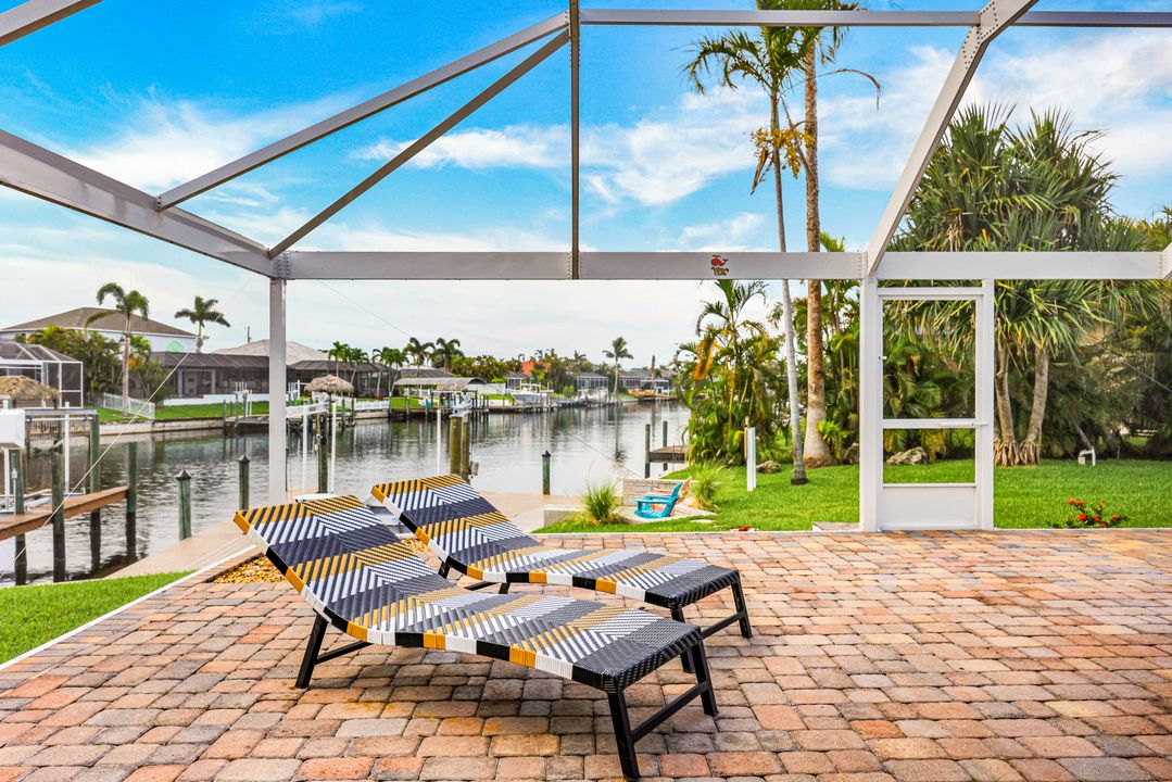 4913 SW 17th Pl, Cape Coral, FL 33914