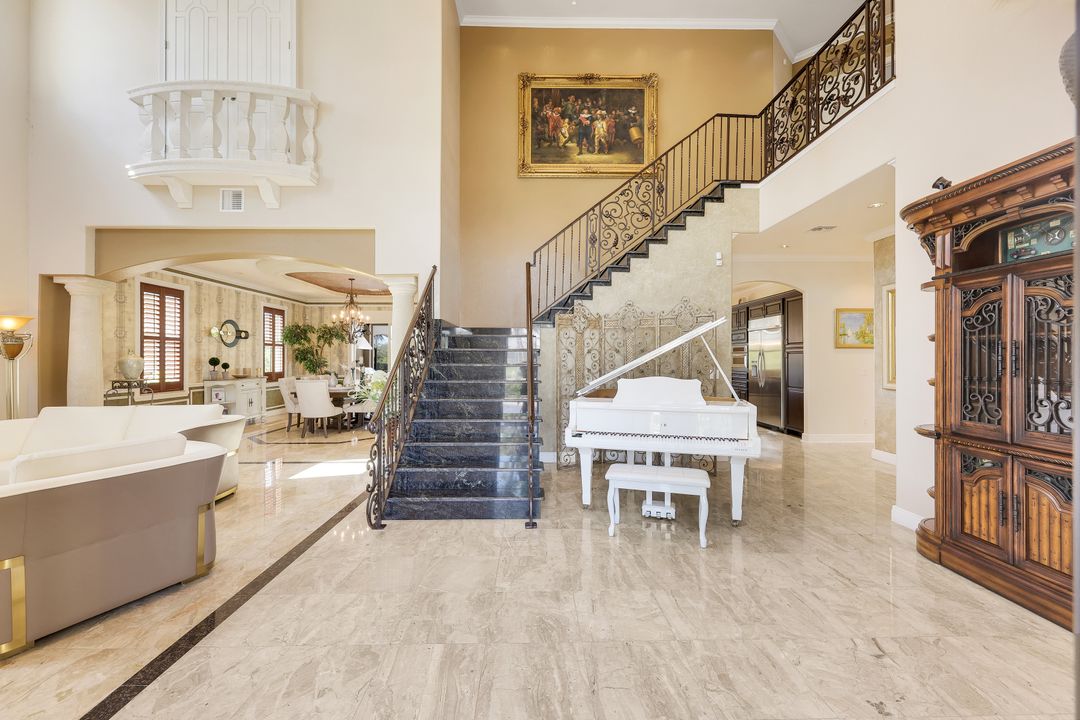 3820 Surfside Blvd, Cape Coral, FL 33914