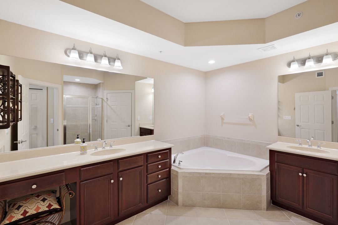 9516 Ironstone Terrace #101, Naples, FL 34120