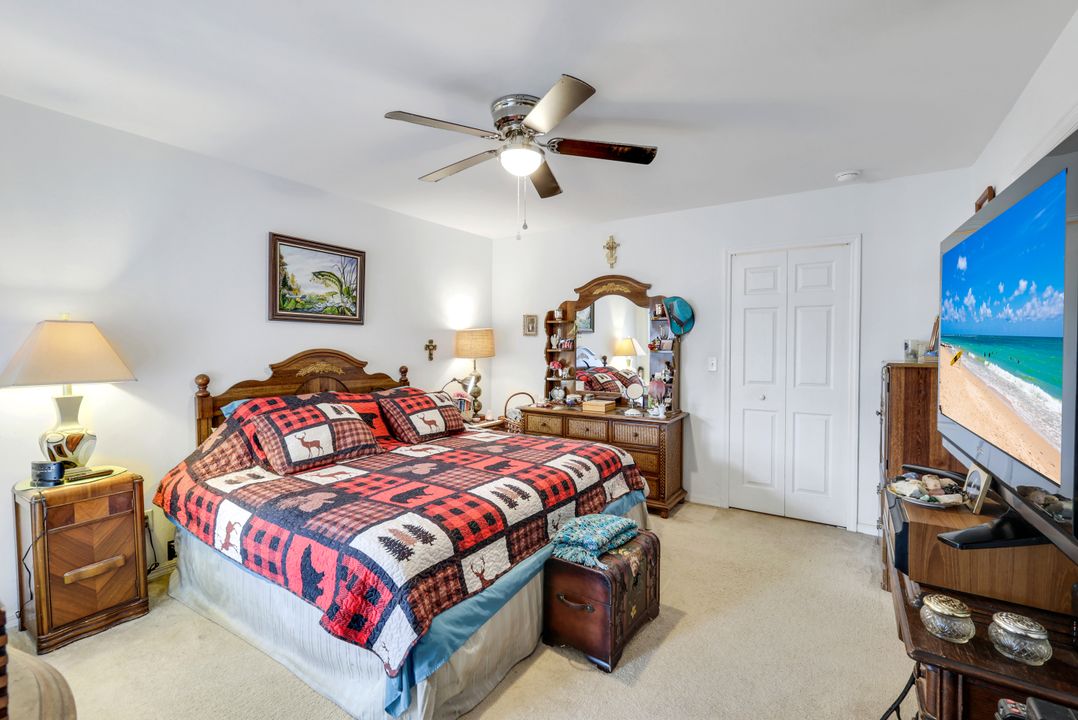 1020 Diplomat Pkwy W, Cape Coral, FL 33993