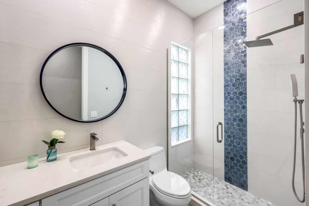 4453 Novato Ct, Naples, FL 34109