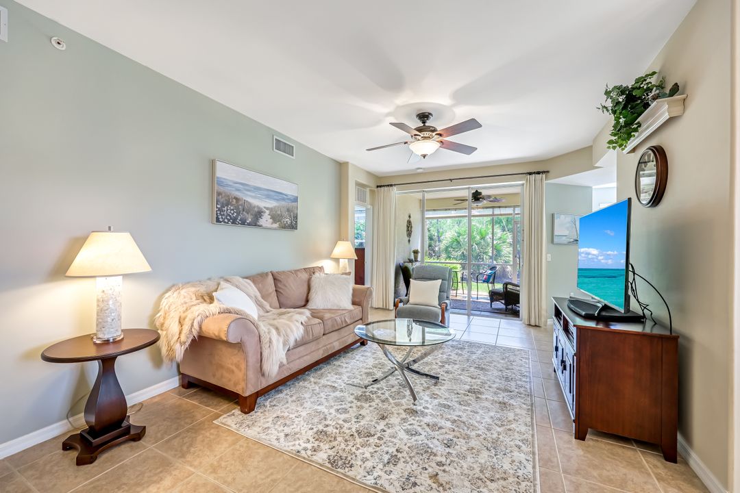 1375 Henley St #402, Naples, FL 34105