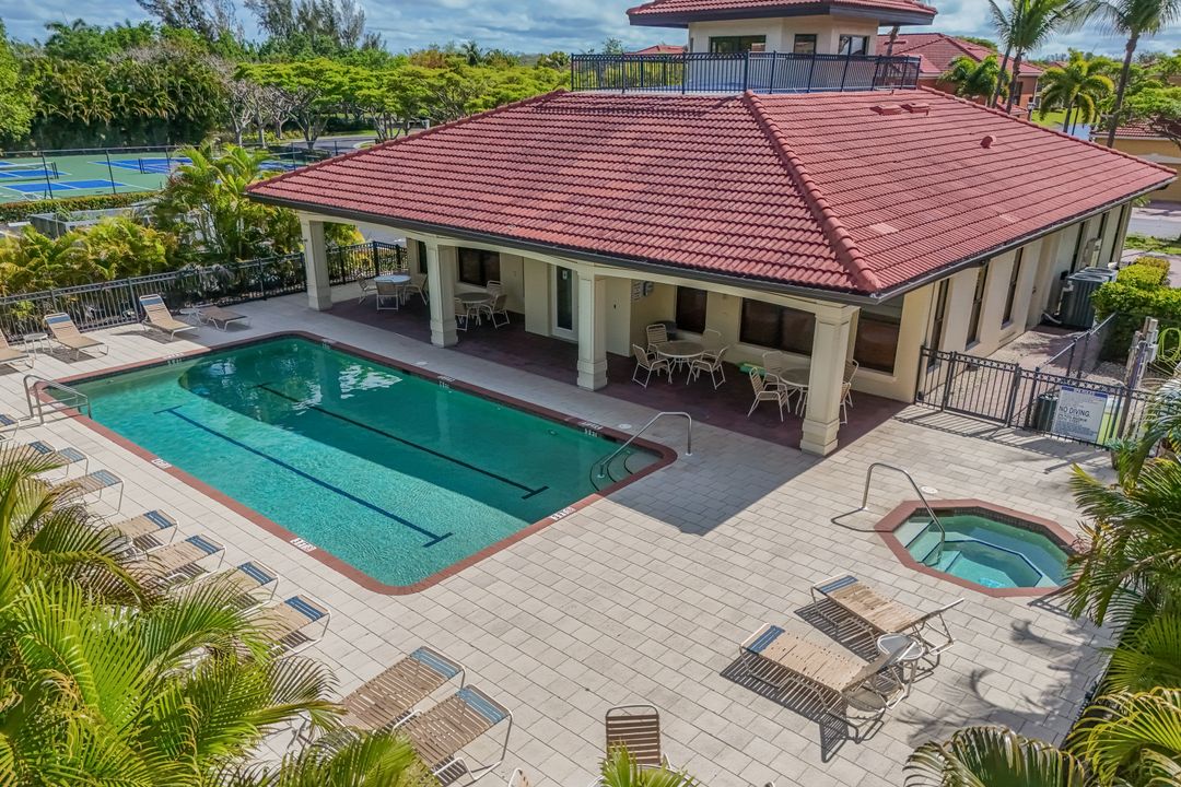 15910 Prentiss Pointe Cir, 101 Fort Myers, FL 33908