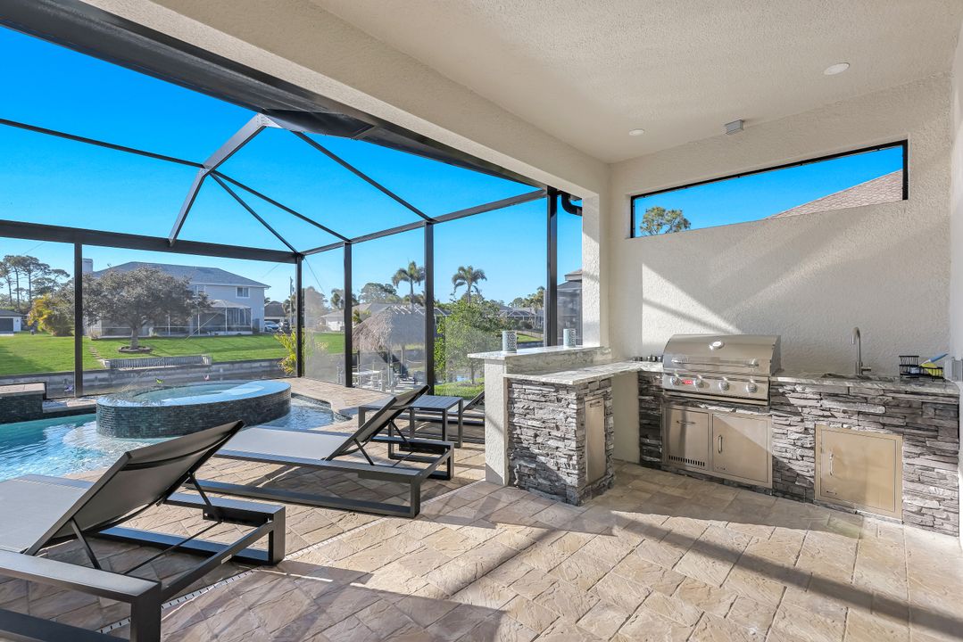 1932 SW 17th Ave, Cape Coral, FL 33991