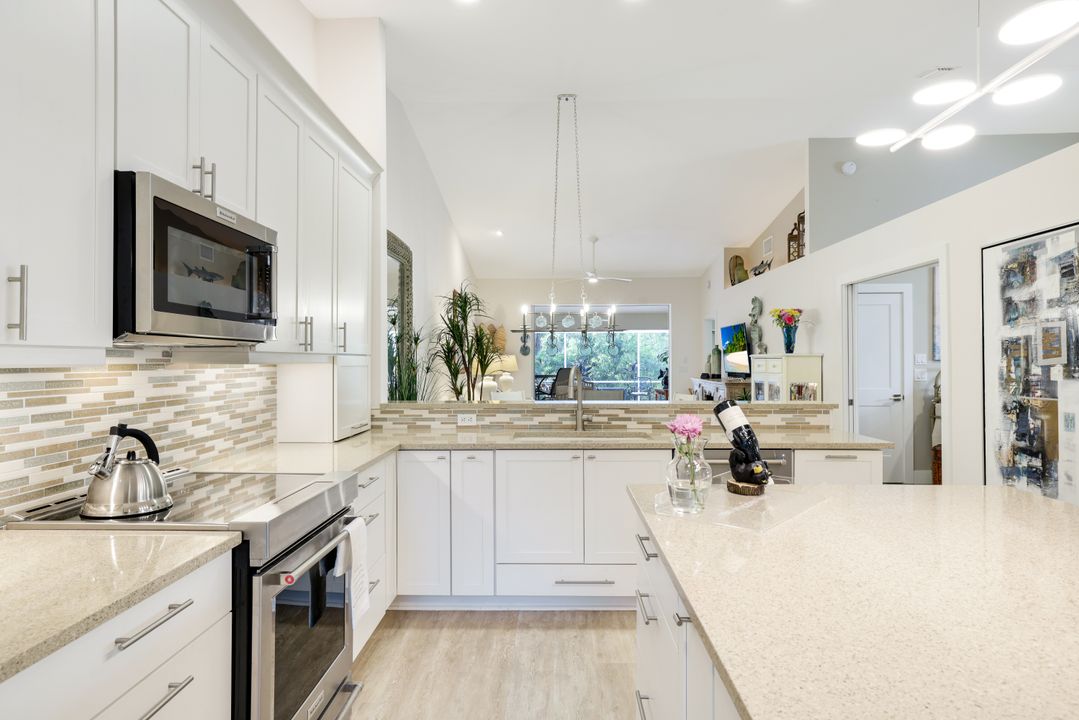 780 Wiggins Bay Dr, Naples, FL 34110