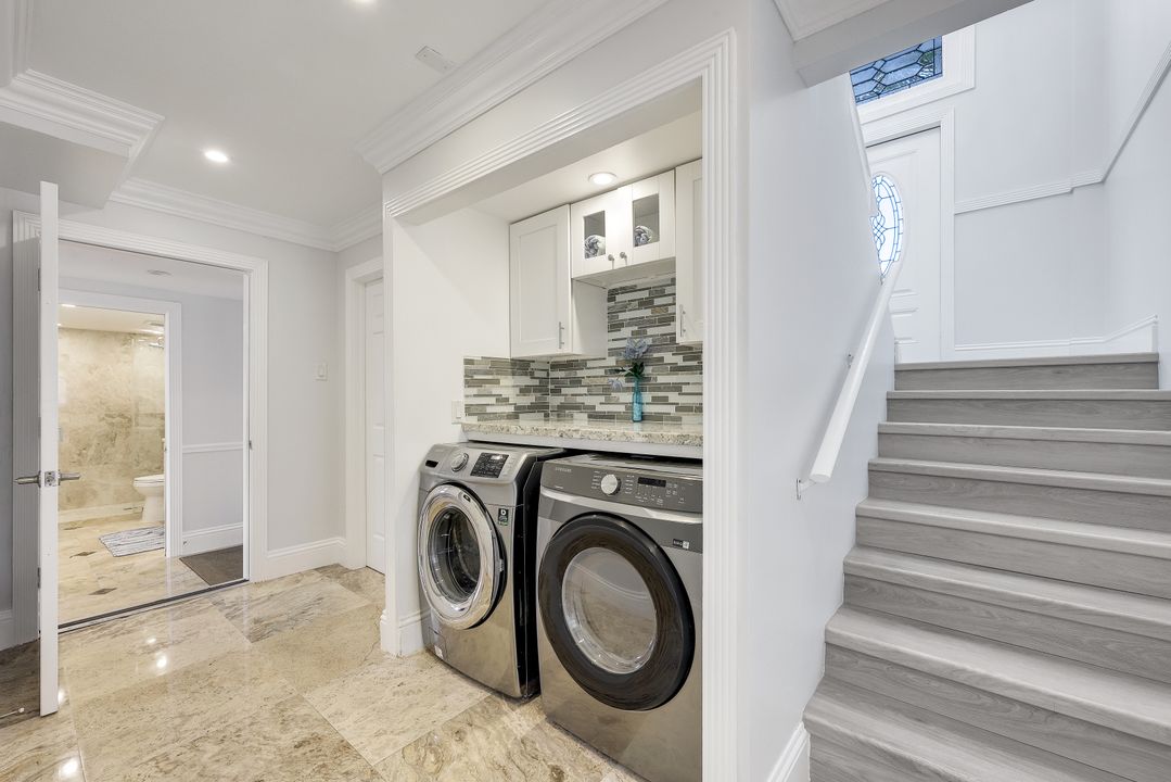 544 Seagrape Dr, Marco Island, FL 34145