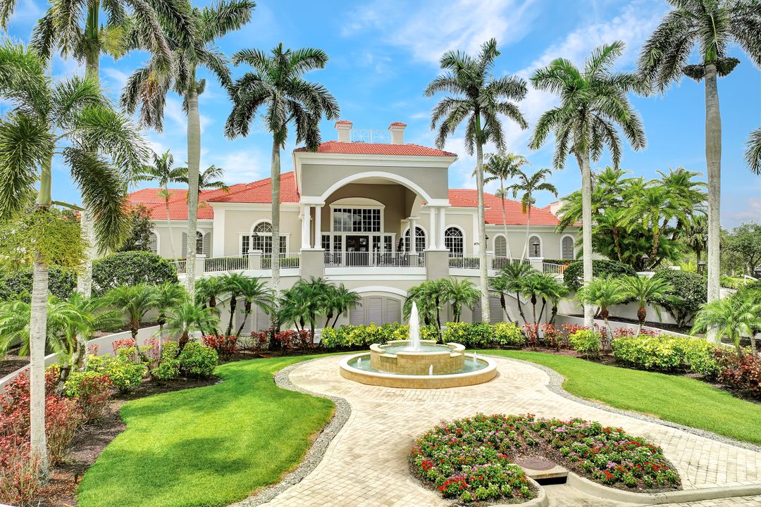 4685 Winged Foot Ct #103, Naples, FL 34112