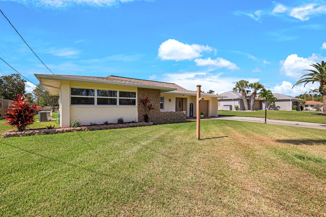 240 El Dorado Pkwy W, Cape Coral, FL 33914