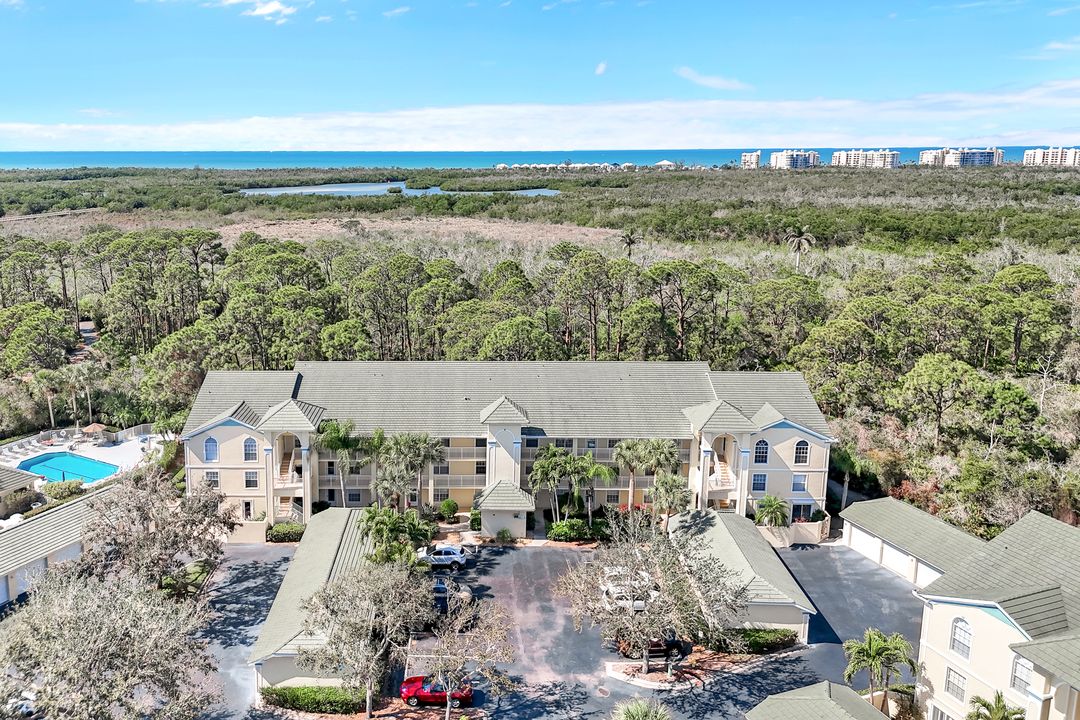 15495 Cedarwood Ln #9-303, Naples, FL 34110