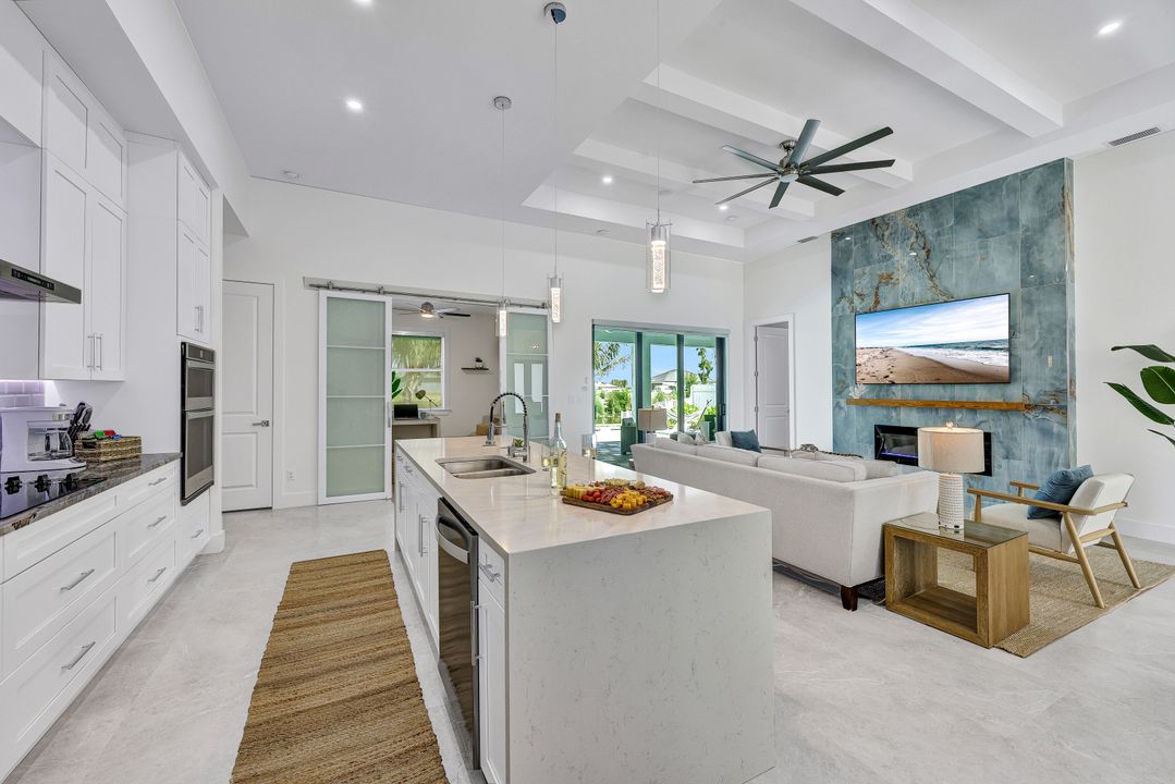 23 NE 8th Terrace, Cape Coral, FL 33909