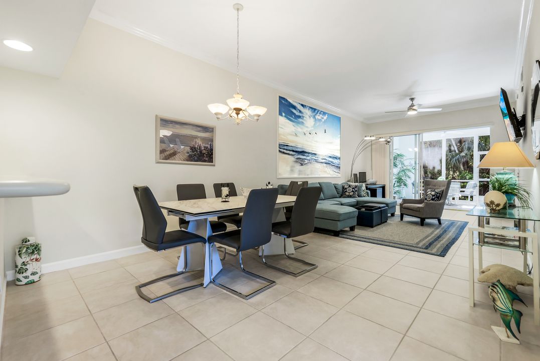 14530 Red Fox Run #215, Naples, FL 34110