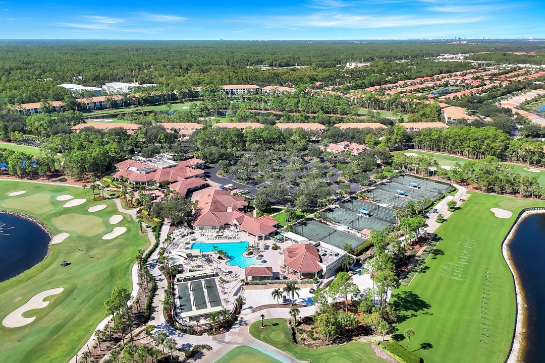 8241 Parkstone Pl #203, Naples, FL 34120