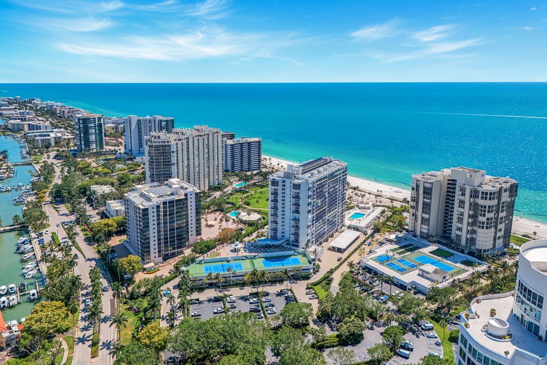 4051 Gulf Shore Blvd N #700, Naples, FL 34103