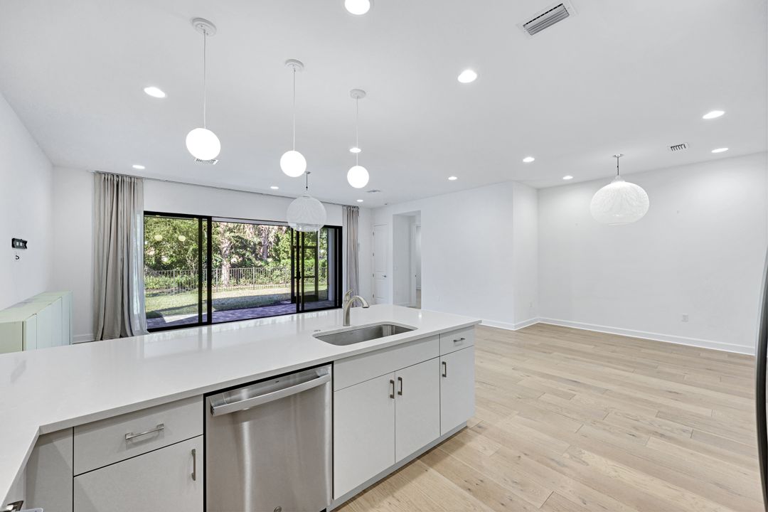 20812 Thistle Leaf Ln, Estero, FL 33928