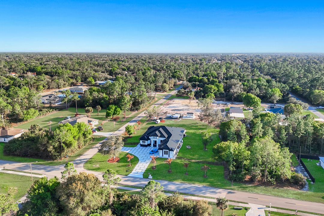 1104 E 6th St, Lehigh Acres, FL 33972