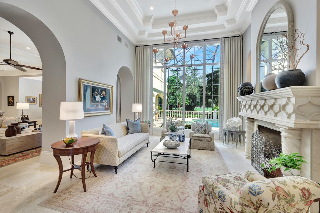 3118 Dahlia Way, Naples, FL 34105