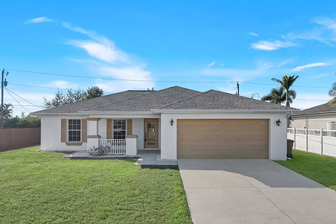 1706 NE 2nd Pl, Cape Coral, FL 33909