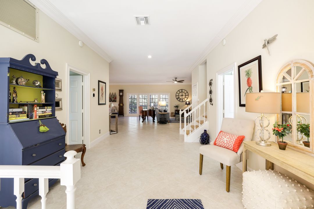 360 Gumbo Limbo Ln, Marco Island, FL 34145