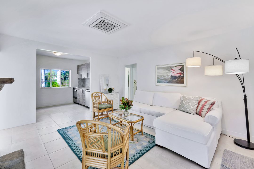 1245 8th Terrace N, Naples, FL 34102