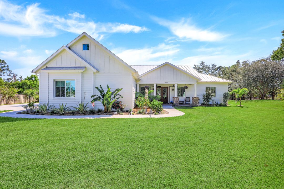 15991 Triple Crown Ct, Fort Myers, FL 33912