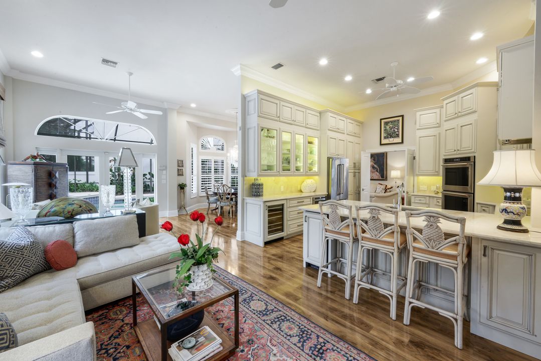 15248 Devon Green Ln, Naples, FL 34110
