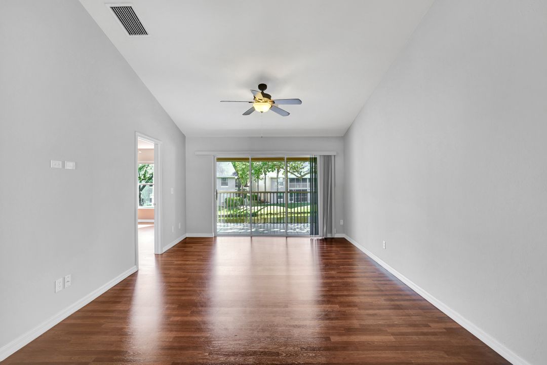 120 Pebble Shores Dr #205, Naples, FL 34110