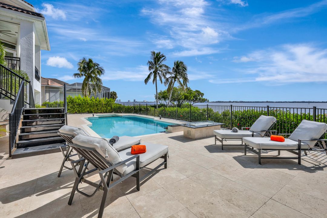 12560 Panasoffkee Dr, North Fort Myers, FL 33903