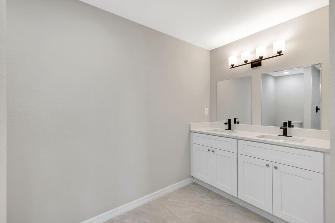 1907 NW 20th Terrace, Cape Coral, FL 33993