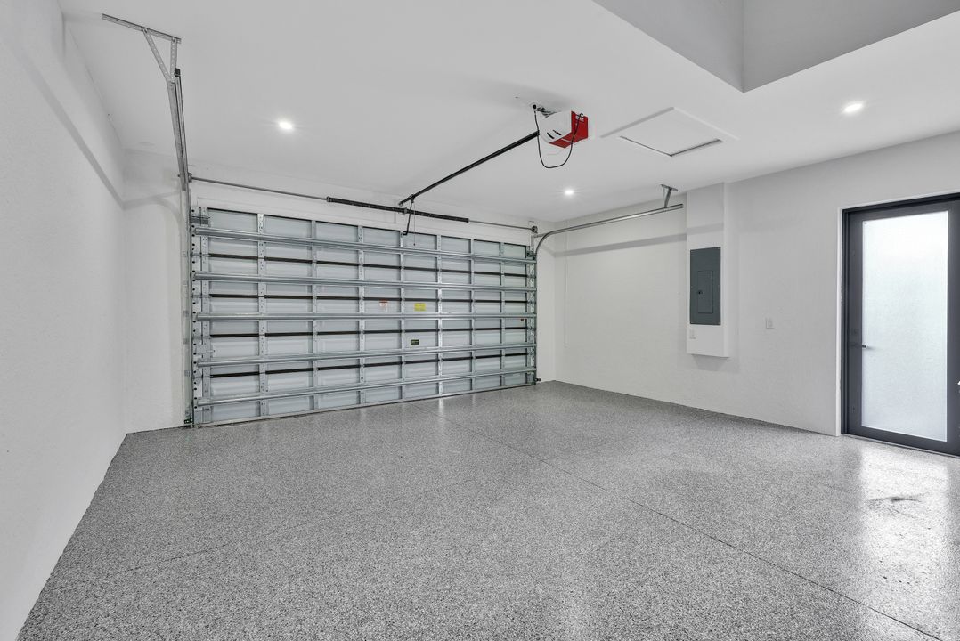 1901 NW 27th St, Cape Coral, FL 33993