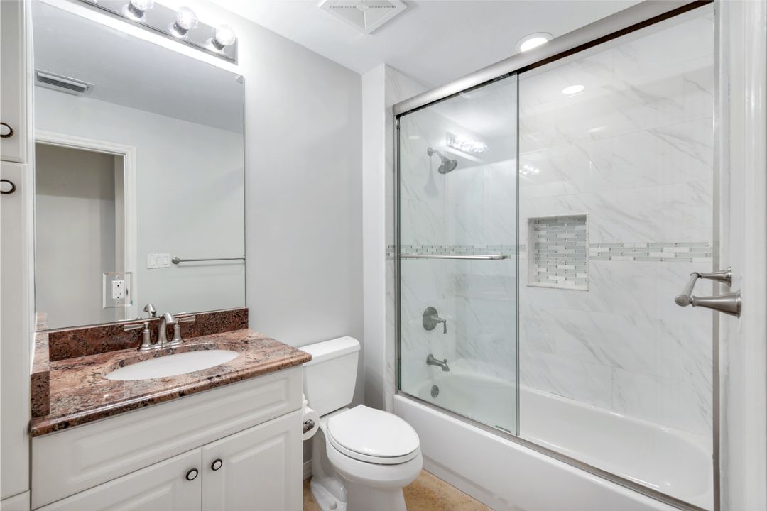 401 Bayfront Pl #3301, Naples, FL 34102
