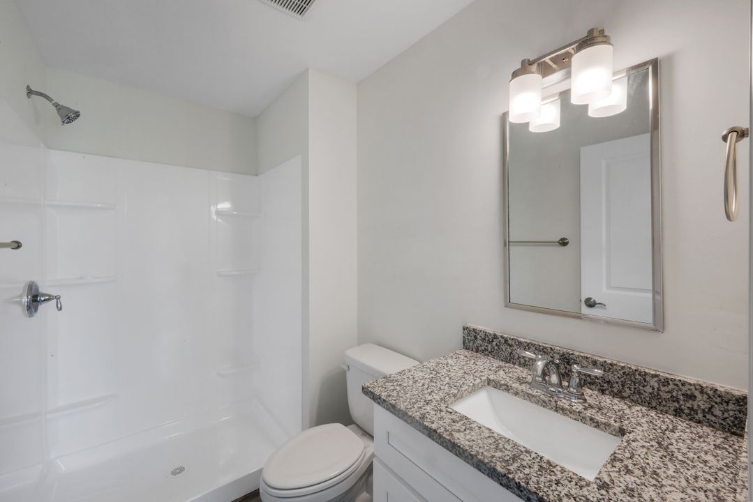 1317 NE 9th Ave, Cape Coral, FL 33909