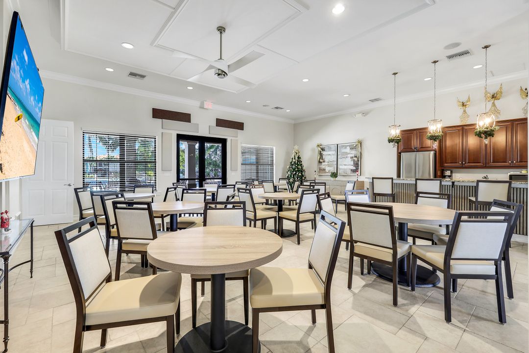 11087 St. Roman Way, Bonita Springs, FL 34135