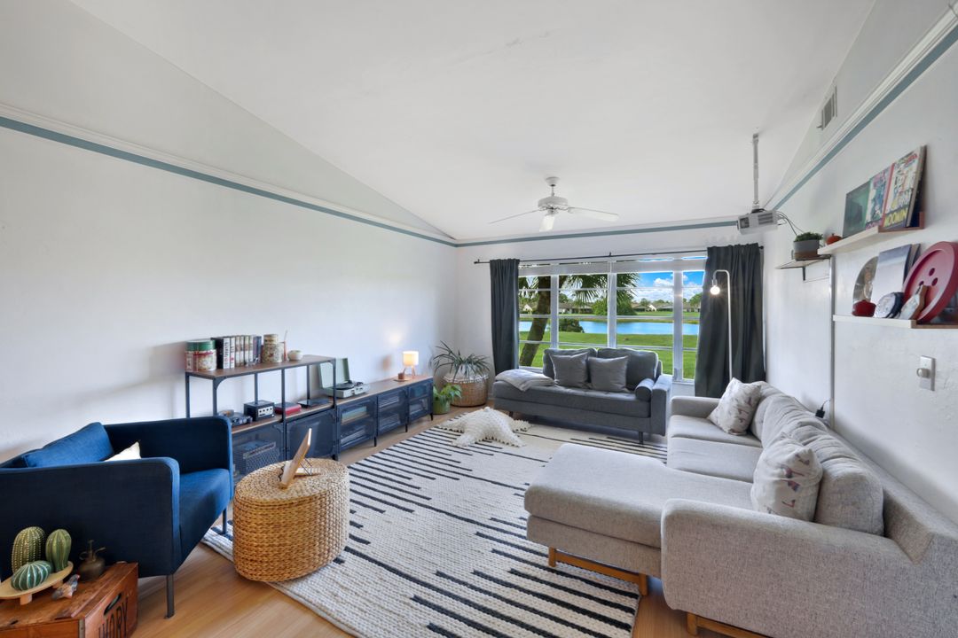 4038 Northlight Dr #1506, Naples, FL 34112