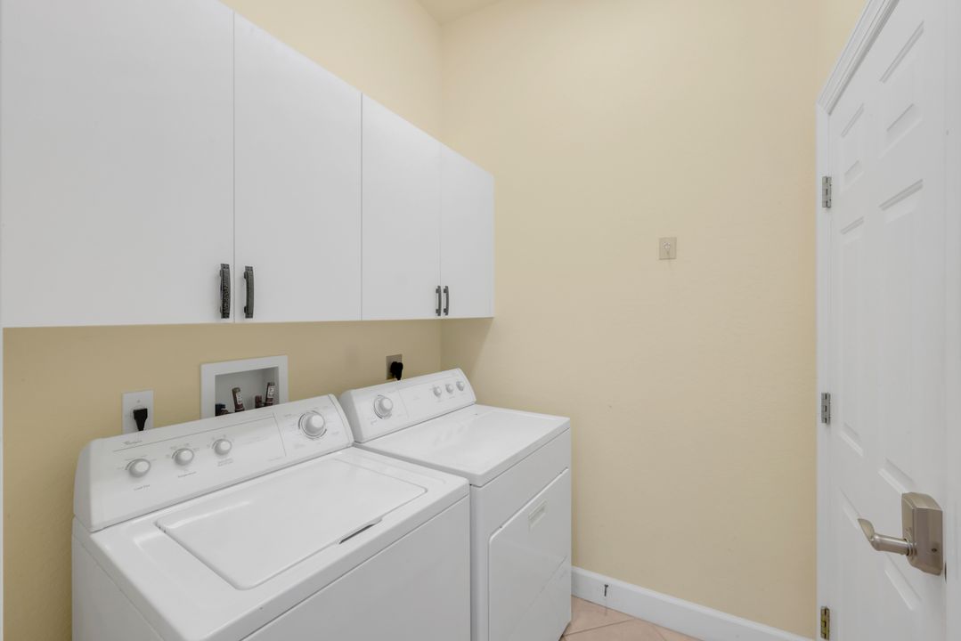 8929 Greenwich Hills Way, Fort Myers, FL 33908