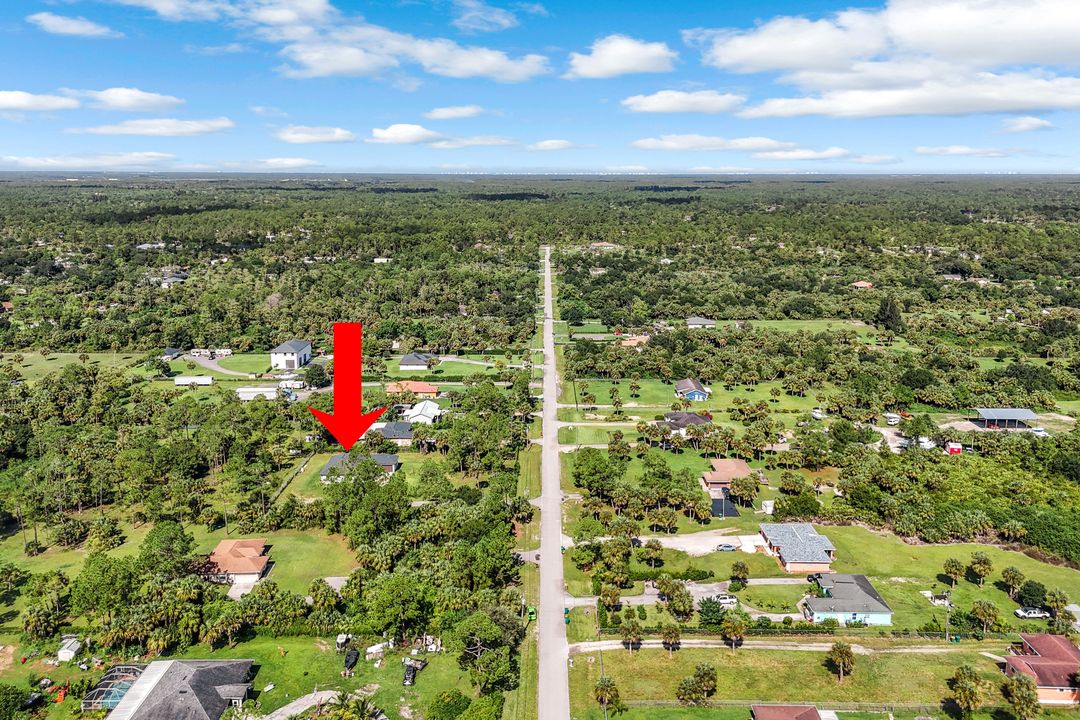 2682 4th Ave SE, Naples, FL 34117