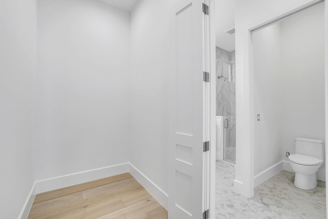 513 92nd Ave N, Naples, FL 34108