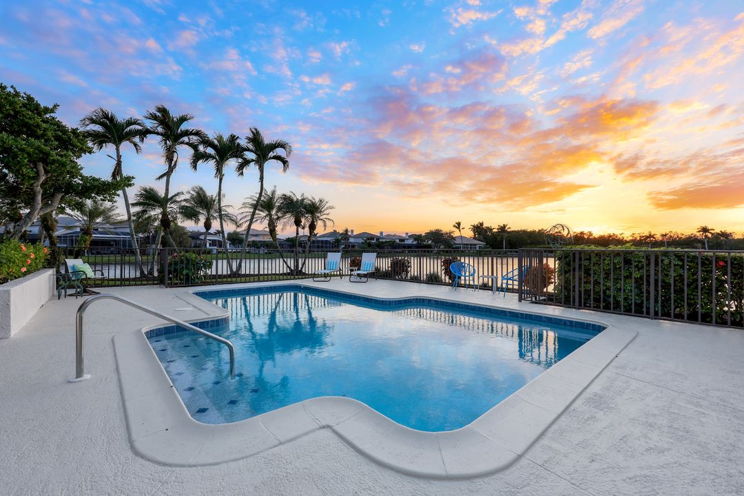 3762 Haldeman Creek Dr, Naples, FL 34112