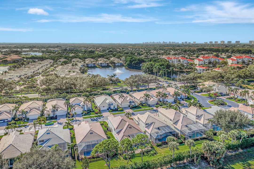 1745 Marsh Run, Naples, FL 34109