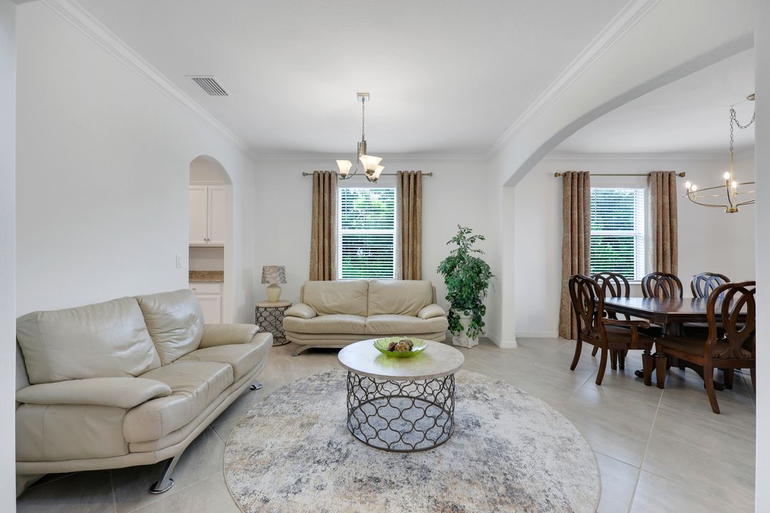 2159 Hamlin St, Naples, FL 34120