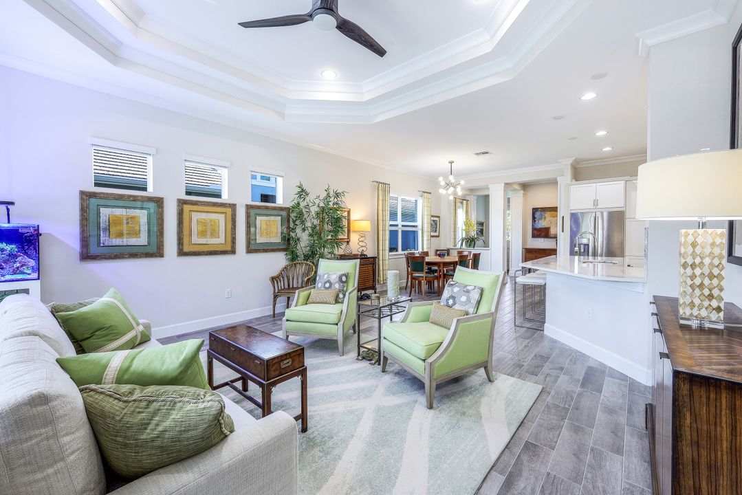 5879 Haiti Dr, Naples, FL 34112