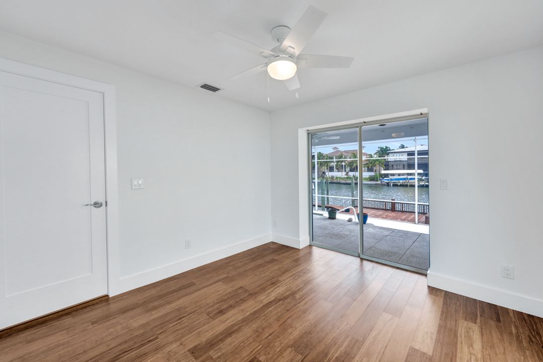 396 Conners Ave, Naples, FL 34108