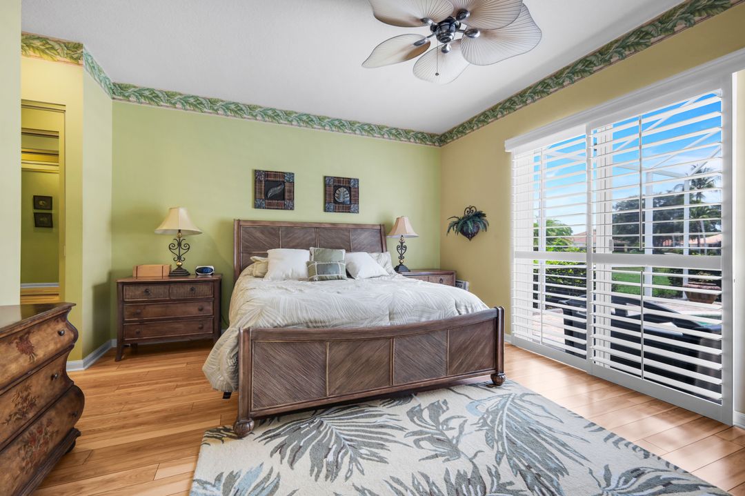 5855 Charlton Way, Naples, FL 34119