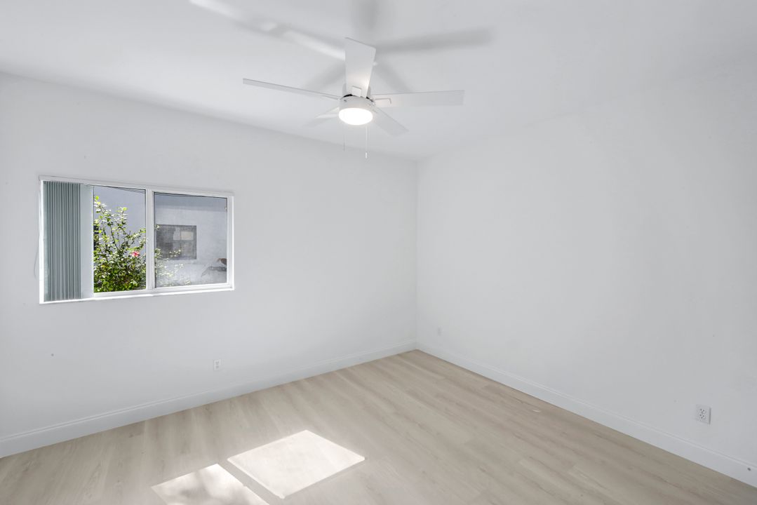 28501 Sombrero Dr, Bonita Springs, FL 34135