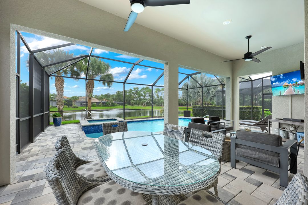 9405 Whooping Crane Wy, Naples, FL 34120