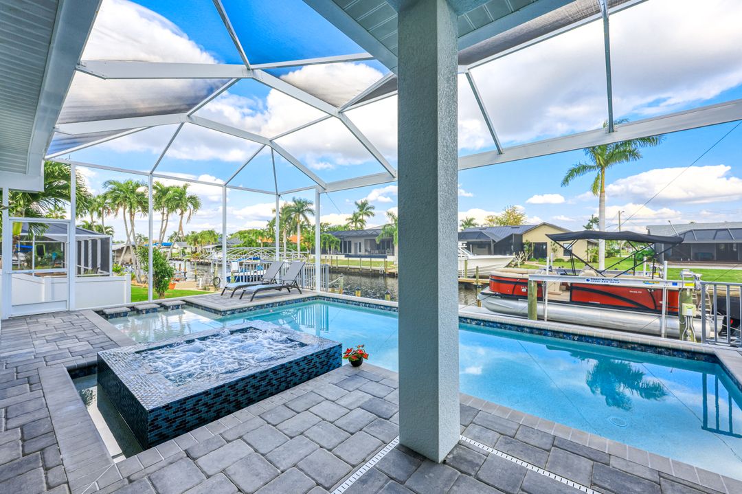 5317 SW 8th Pl, Cape Coral, FL 33914